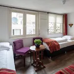 Amsterdam House Hotel